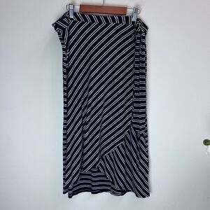 ADRIENNE VITTADINI Black & White Stripe Jersey Knit Wrap Skirt Women's Size XL
